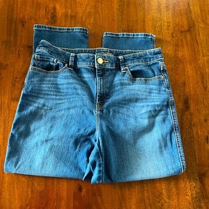 Chico’s Platinum Whiskered Cropped Jeans Size 1 / Sz 8